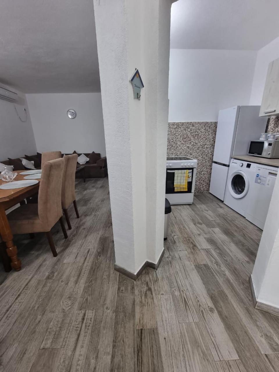 Apartments Vukmarkovic Sutomore Luaran gambar